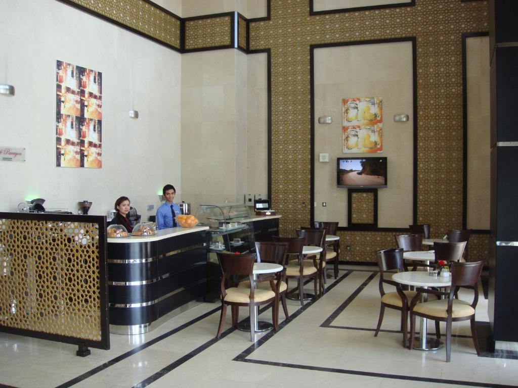 فندق باراجون أبو ظبي المظهر الخارجي الصورة